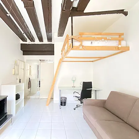Cosy Close To The Louvre * Paris